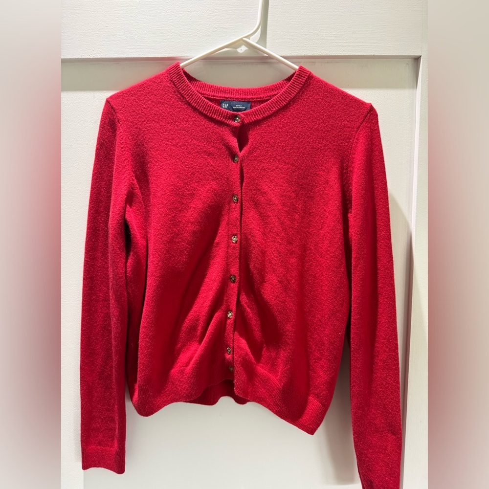 GAP Vibrant Red Women's Cardigan